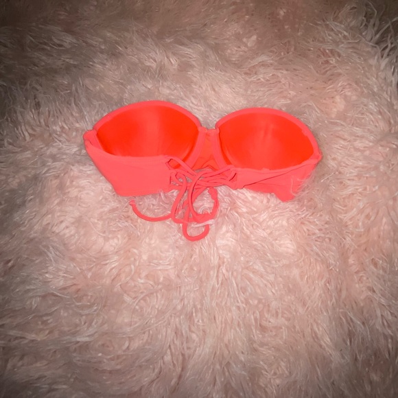 ❤️ BUNDLE 3 for $20 ❤️ Strapless Bikini Top - Picture 2 of 2